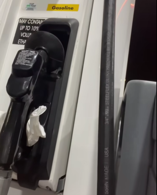 Fact Check NO Evidence ToxinLaced Tissue Was Placed In Gas